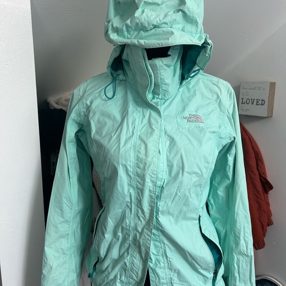 The North Face Aqua Hooded Windbreaker - Picture 1 of 12